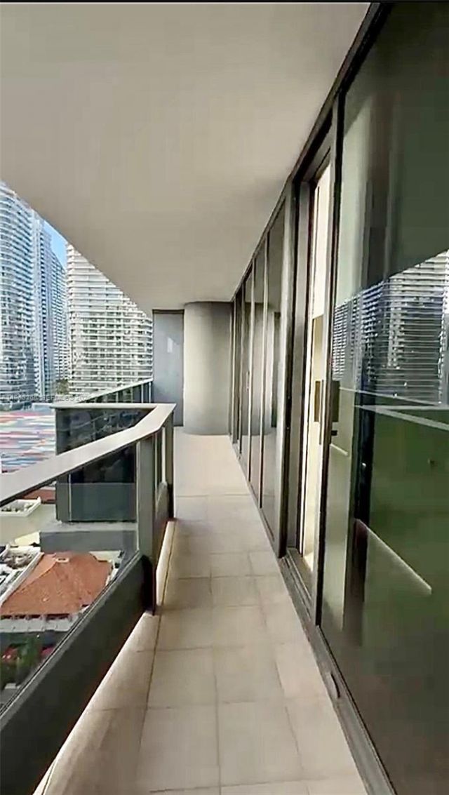 1000 Brickell Plz, Unit 2008, Miami, FL 33131 Photo