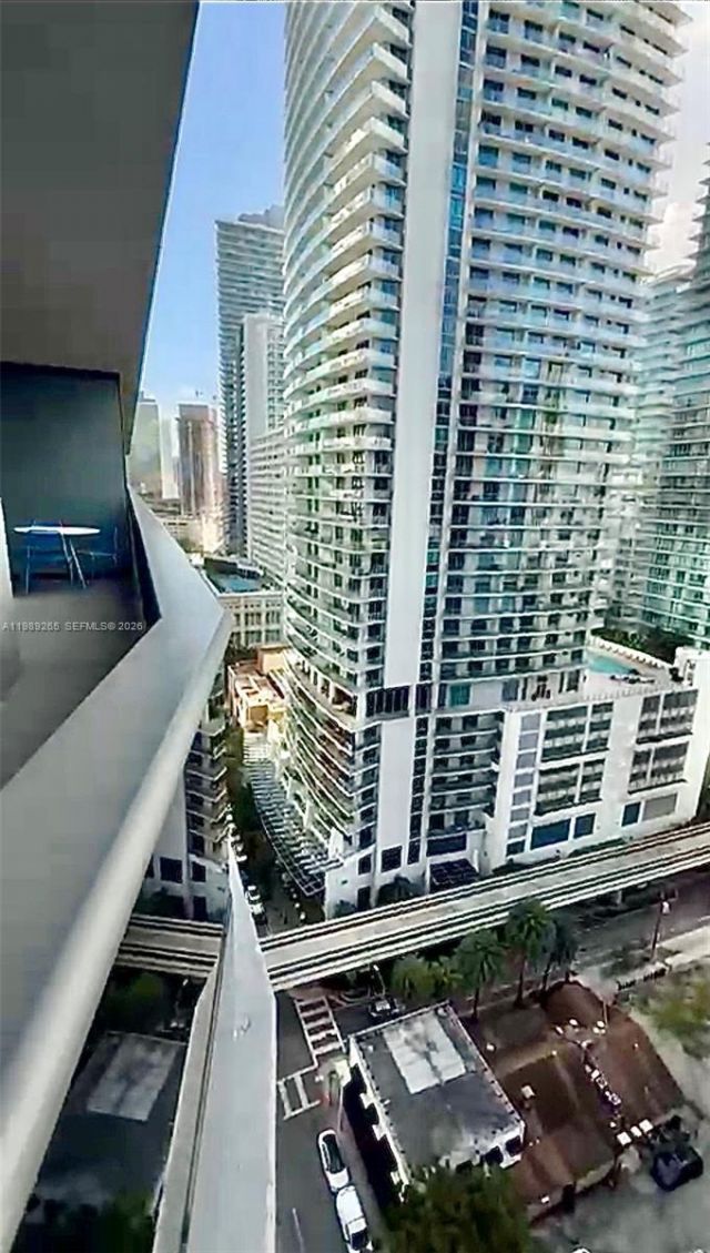 1000 Brickell Plz, Unit 2008, Miami, FL 33131 Photo