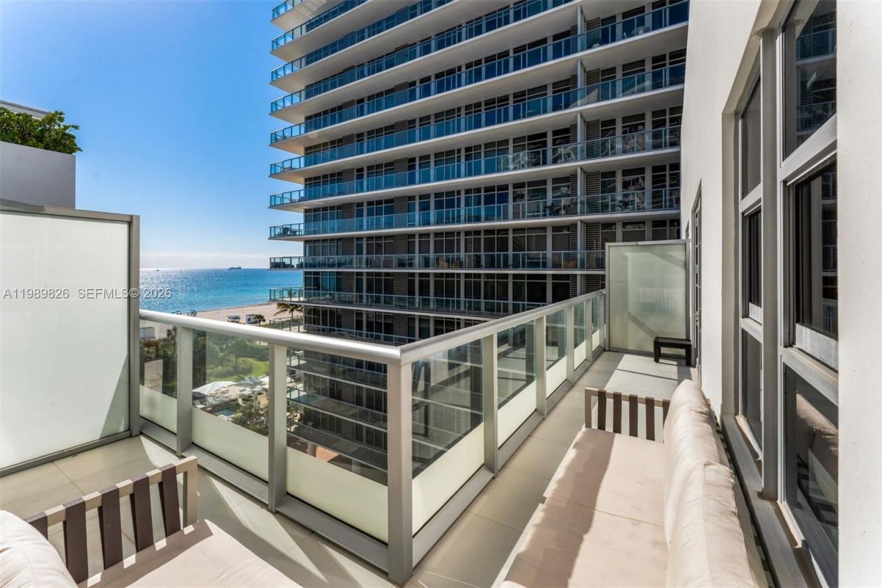 3739 Collins Ave, Unit N-604, Miami Beach, FL 33140 Photo