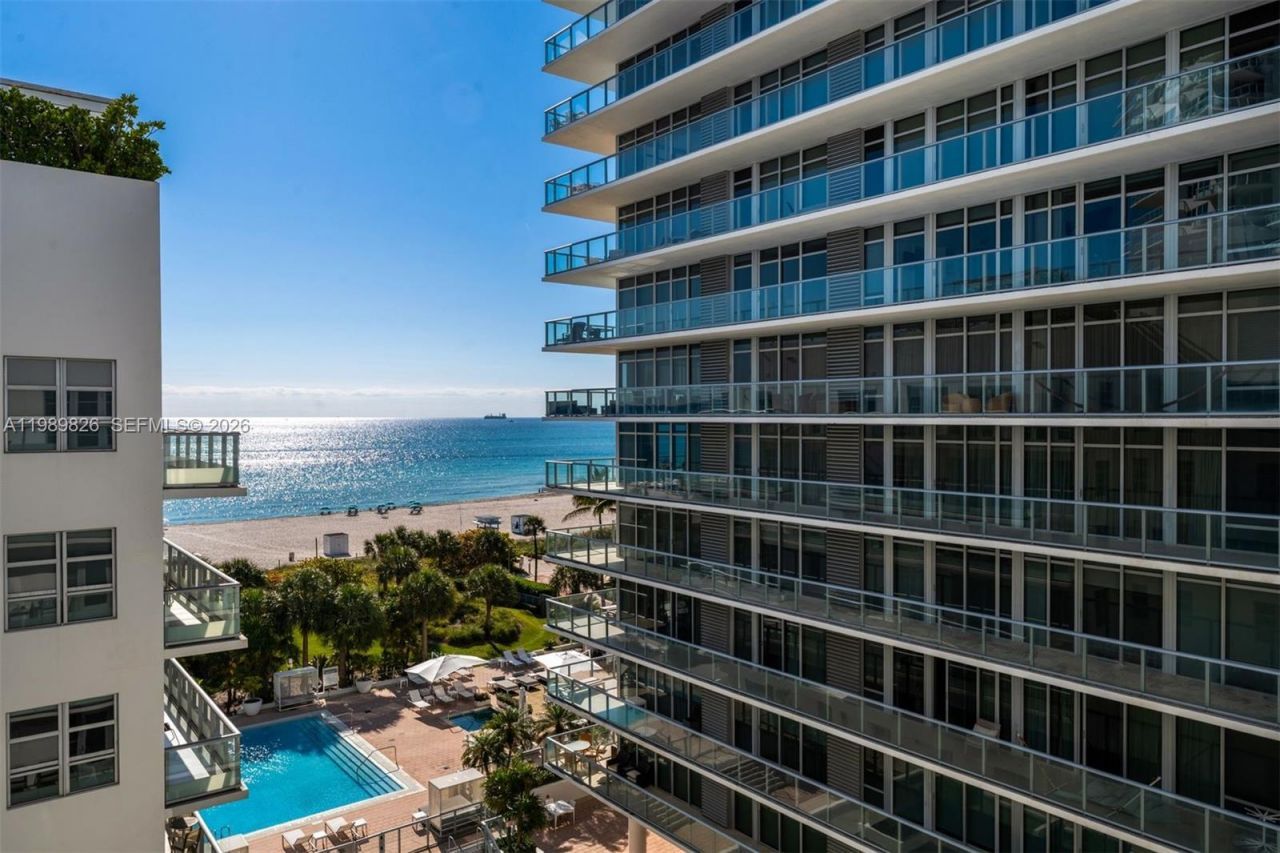3739 Collins Ave, Unit N-604, Miami Beach, FL 33140 Photo