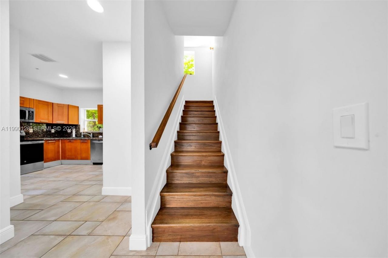 2917 SW 30th Ct , Unit 2917, Miami, FL 33133 Photo