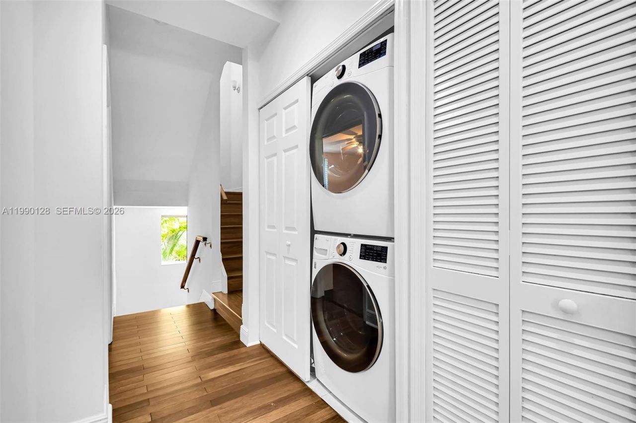 2917 SW 30th Ct , Unit 2917, Miami, FL 33133 Photo