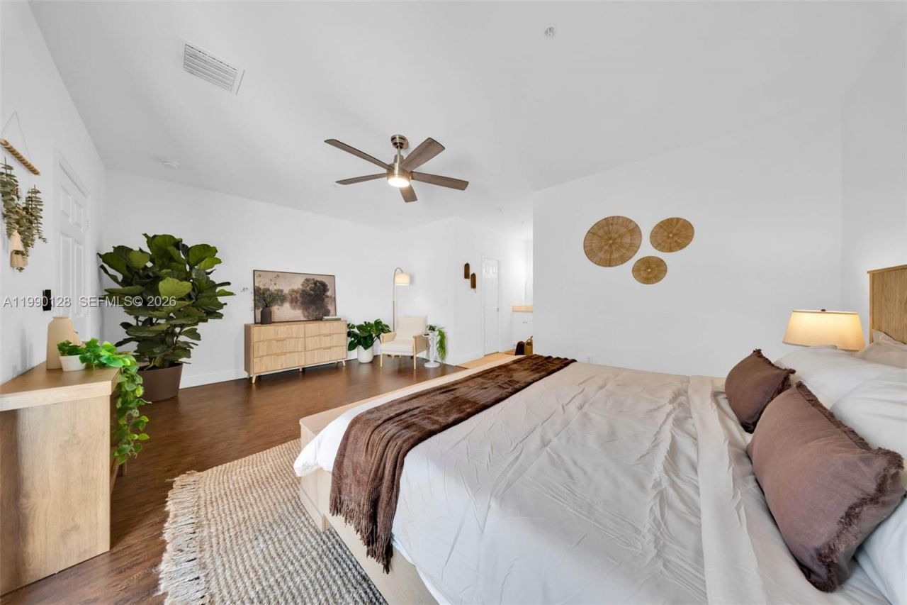 2917 SW 30th Ct , Unit 2917, Miami, FL 33133 Photo