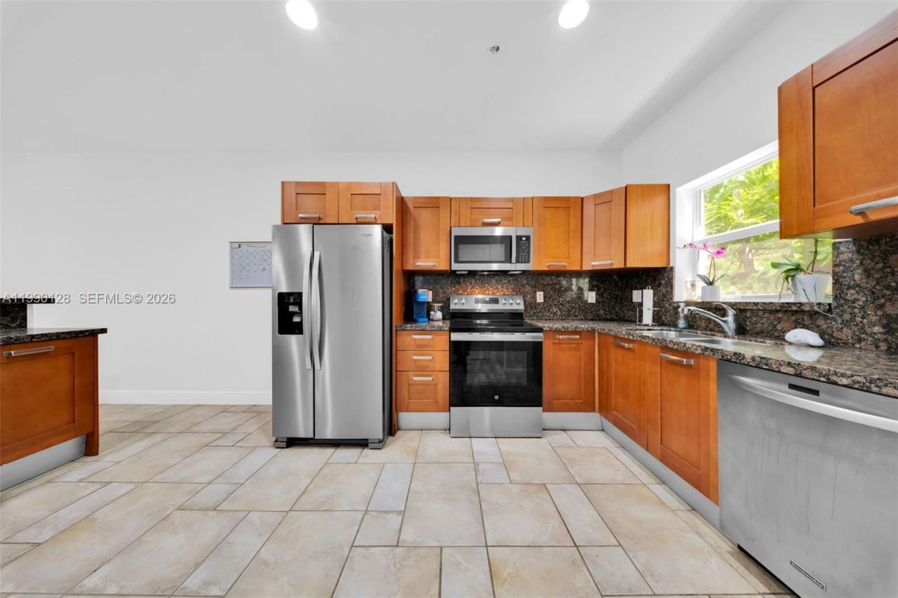 2917 SW 30th Ct , Unit 2917, Miami, FL 33133 Photo