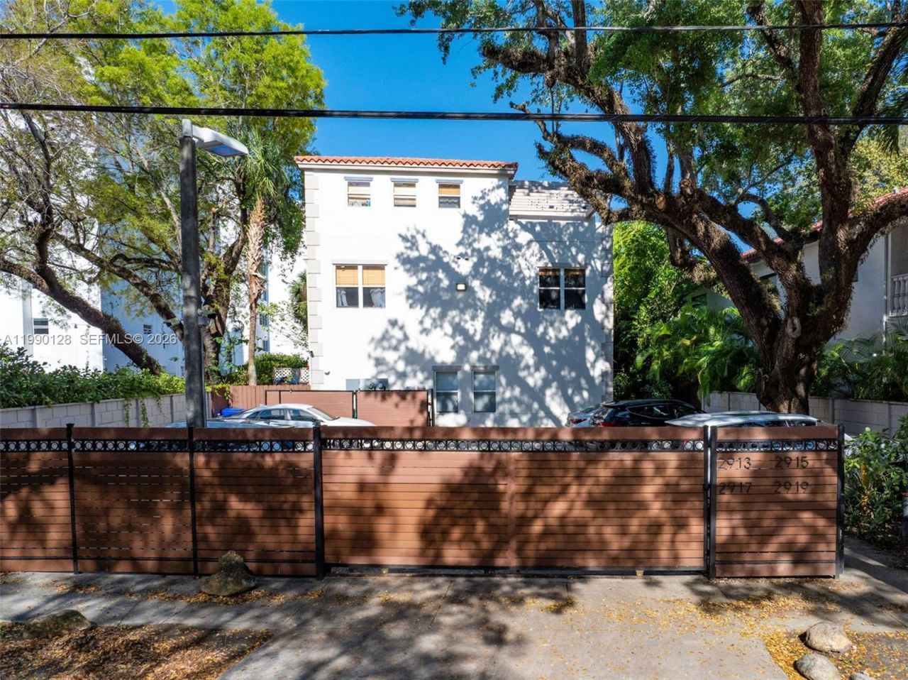 2917 SW 30th Ct , Unit 2917, Miami, FL 33133 Photo