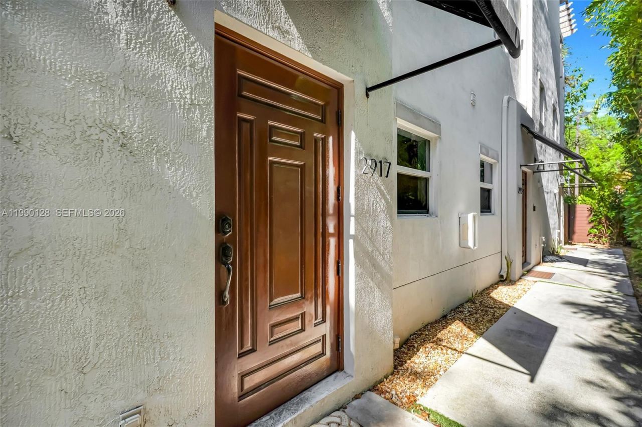 2917 SW 30th Ct , Unit 2917, Miami, FL 33133 Photo