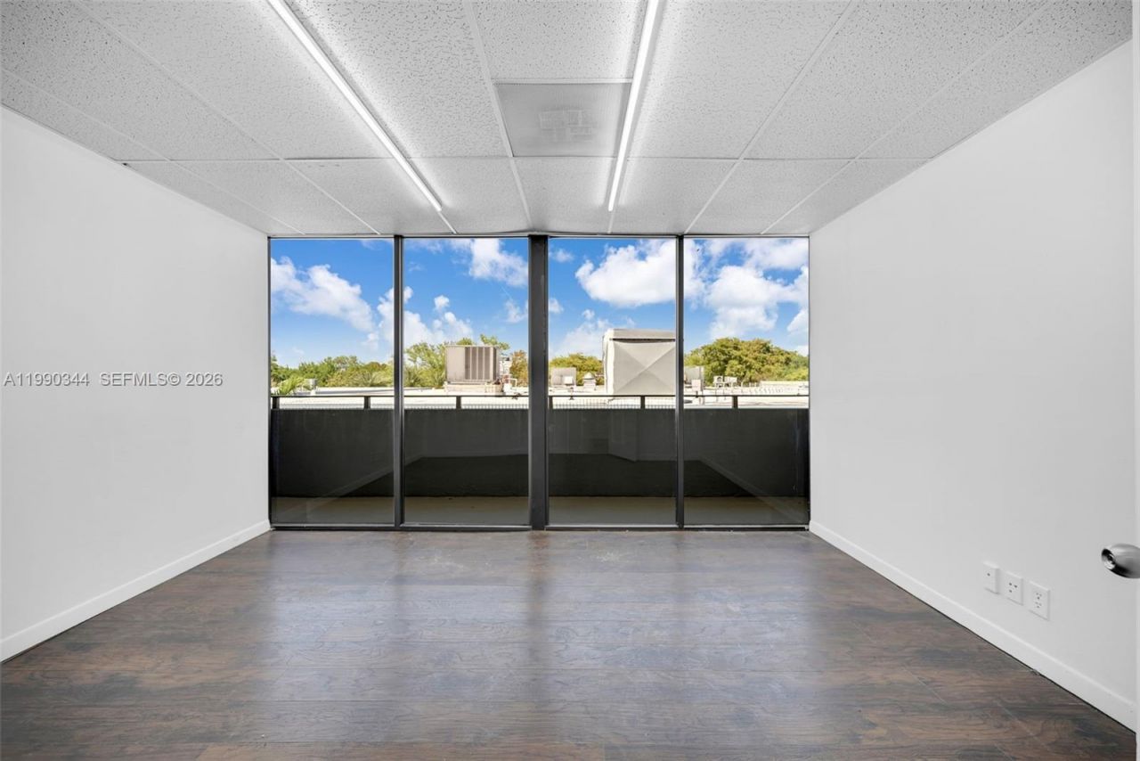 3801 N University Dr, Unit 311, Sunrise, FL 33351 Photo