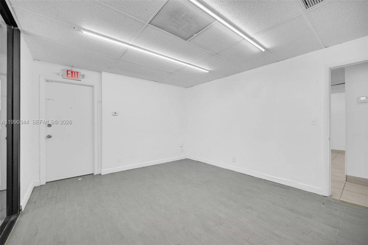 3801 N University Dr, Unit 311, Sunrise, FL 33351 Photo