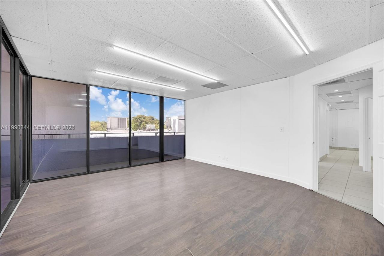 3801 N University Dr, Unit 311, Sunrise, FL 33351 Photo