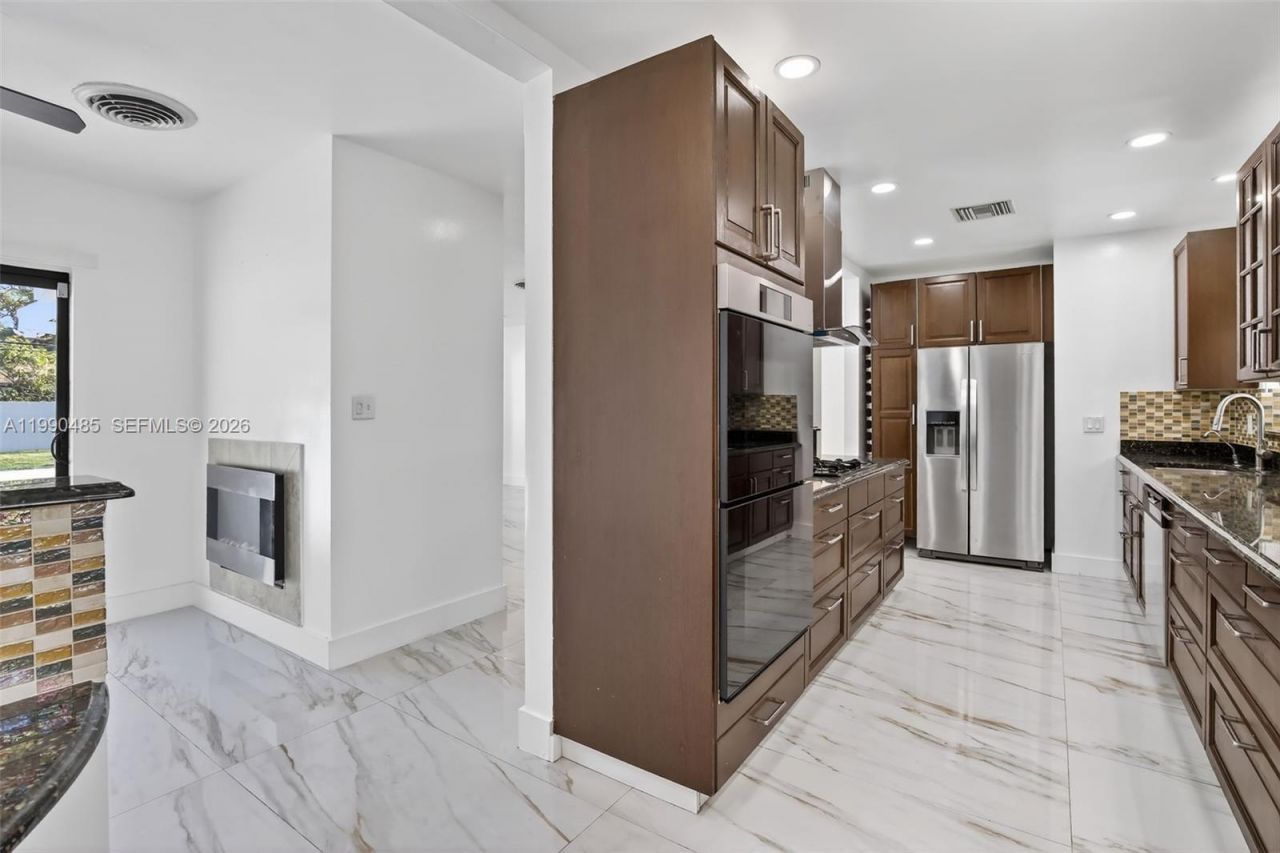 620 Camellia Ct, Plantation, FL 33317 Photo