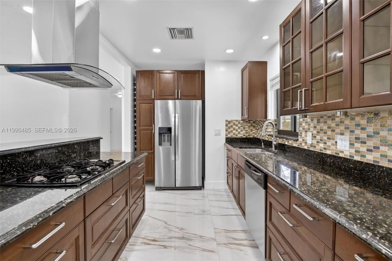 620 Camellia Ct, Plantation, FL 33317 Photo