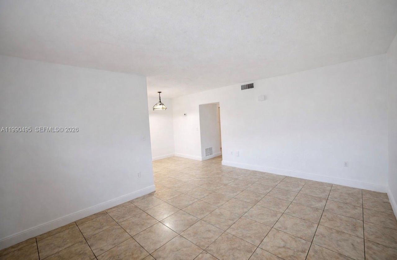 12275 NE 19th Ave, Unit 4, North Miami, FL 33181 Photo