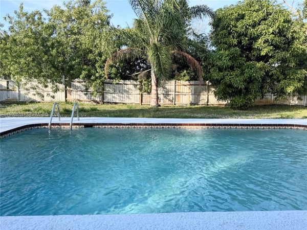 121 NE Prima Vista Blvd, Unit House, Port St. Lucie, FL 34983