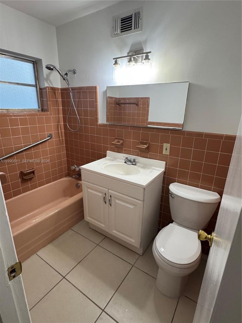 121 NE Prima Vista Blvd , Unit House, Port Saint Lucie, FL 34983 Photo