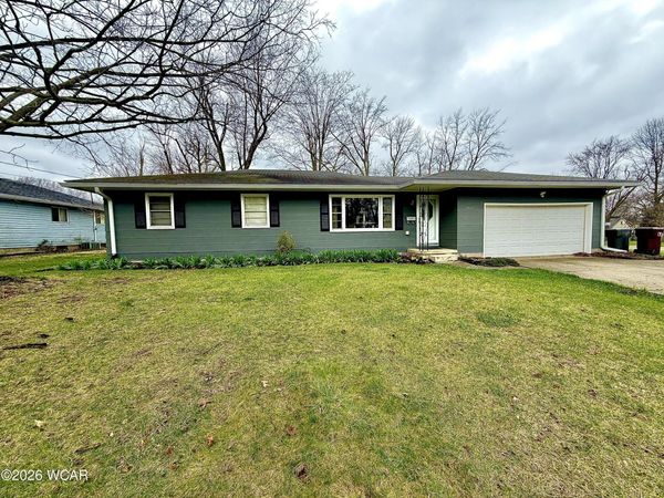 1809 N Metcalf Street, Lima, OH 45801