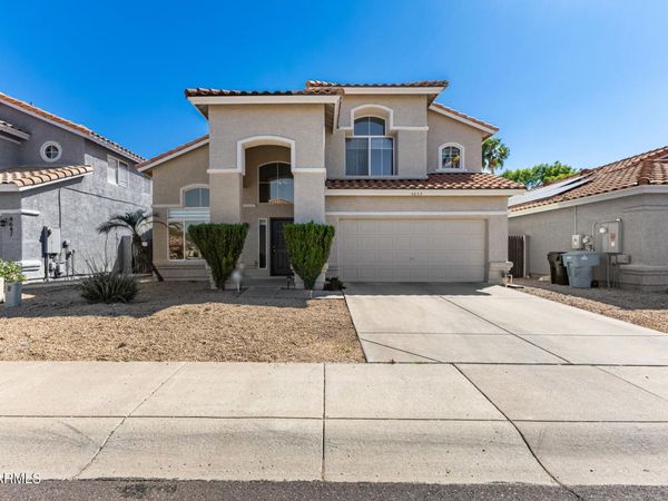 4643 E MICHELLE Drive, Phoenix, AZ 85032