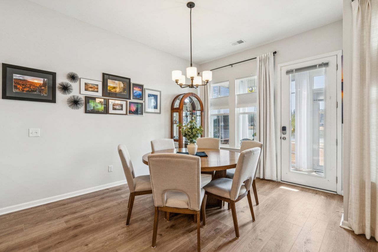 1211 Locals Street Photo 12