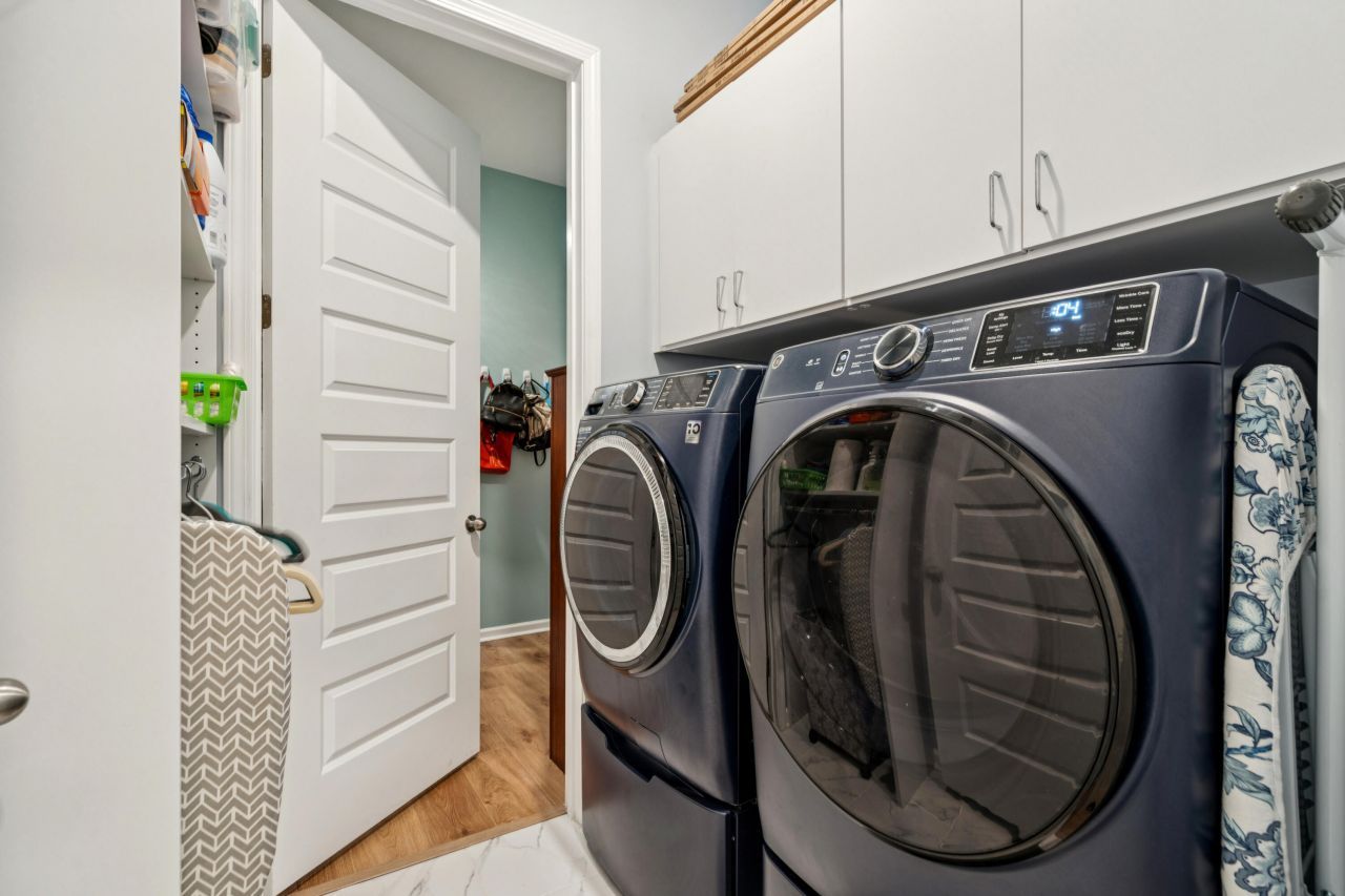 1211 Locals Street Photo 28