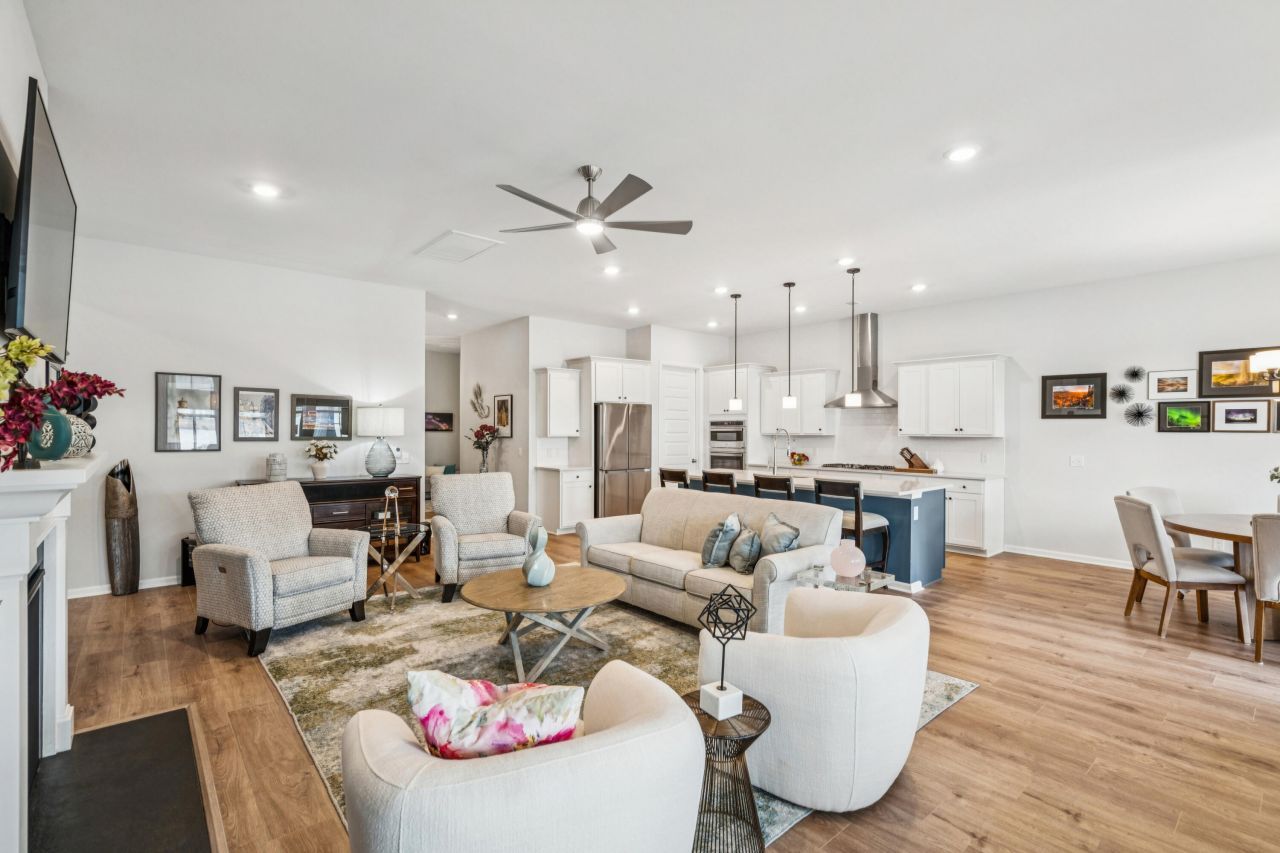 1211 Locals Street Photo 8