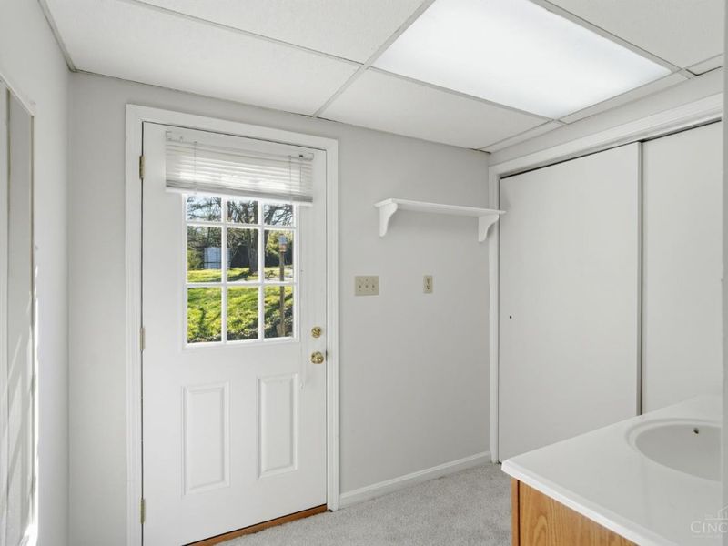 7628 Lesourdsville West Chester Road, West Chester, OH 45069 Photo 28