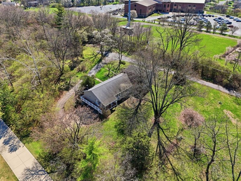 7628 Lesourdsville West Chester Road, West Chester, OH 45069 Photo 3