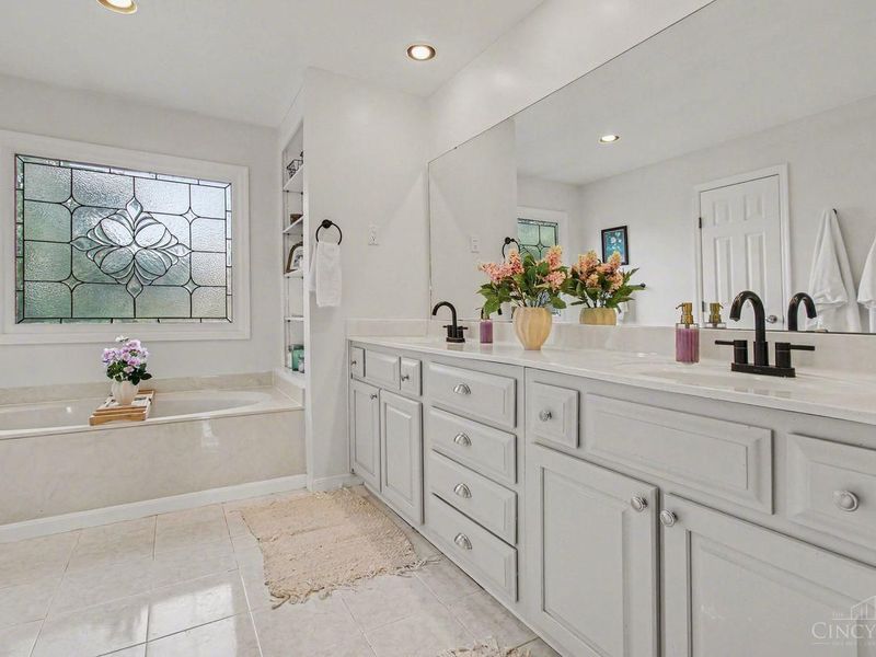 8272 Eagle Ridge Drive, Beckett Ridge, OH 45069 Photo 27