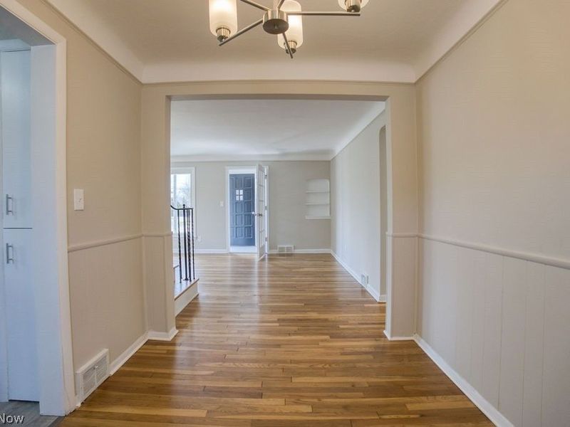 1639 Edgefield Road, Lyndhurst, OH 44124 Photo 11