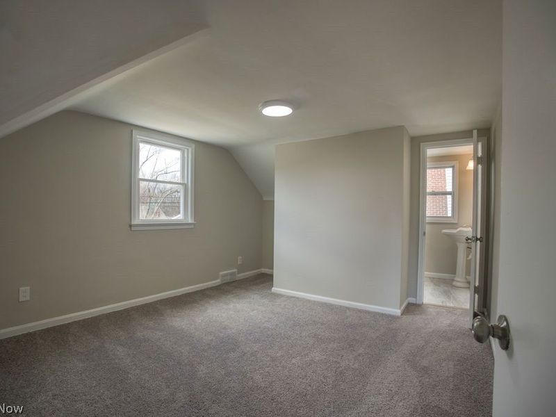 1639 Edgefield Road, Lyndhurst, OH 44124 Photo 26