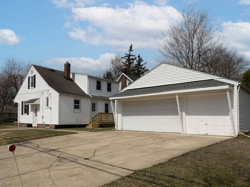 1639 Edgefield Road, Lyndhurst, OH 44124 Photo 47