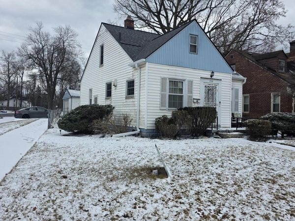 17818 Redfern Street, Detroit, MI 48219