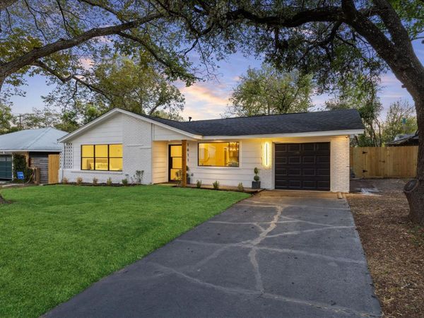 1611 Ridgehaven DR, Austin, TX 78723