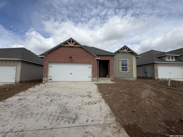 424 Honeydew Way, Seguin, TX 78155