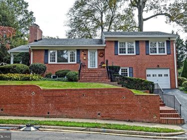 4520 41ST STREET N, ARLINGTON, VA 22207