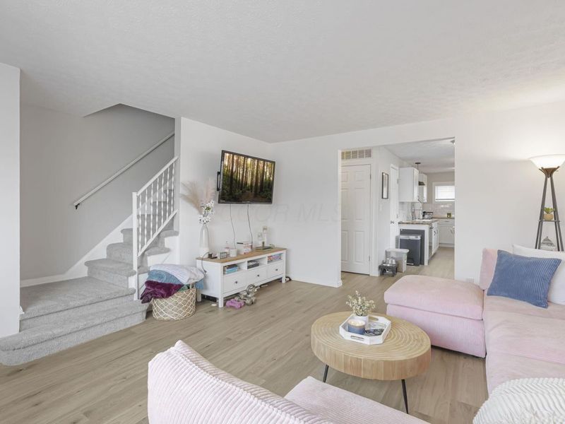 2227 Marcia Drive , Columbus, OH 43211 Photo 3