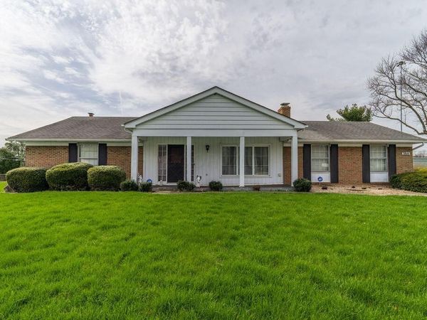 5844 Effingham Road , Columbus, OH 43213