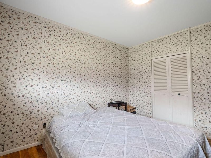 5844 Effingham Road , Columbus, OH 43213 Photo 12