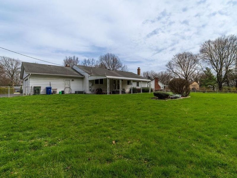 5844 Effingham Road , Columbus, OH 43213 Photo 18