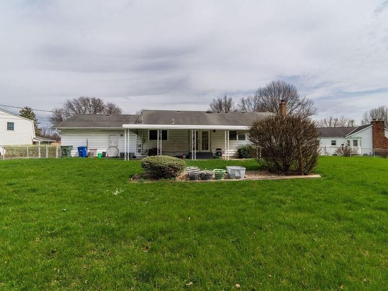 5844 Effingham Road , Columbus, OH 43213 Photo 19