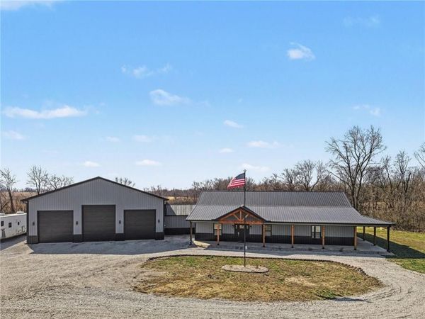 1407 Burnside Avenue, Plattsburg, MO 64477