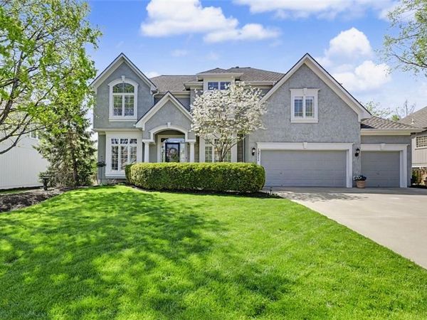 12711 W 123rd Terrace, Overland Park, KS 66213