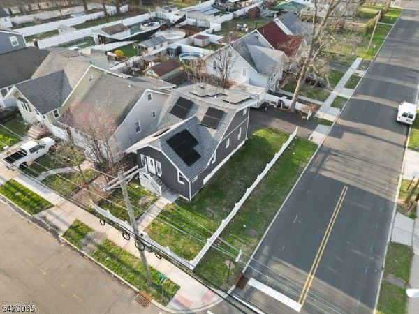 247 E 7Th Ave, Roselle, NJ 07203