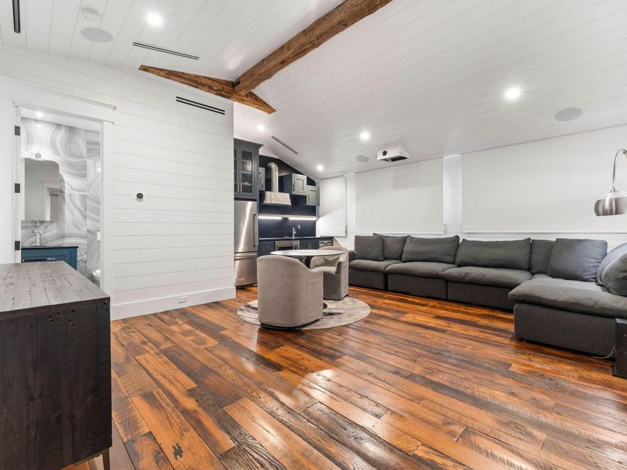 Property Image 103