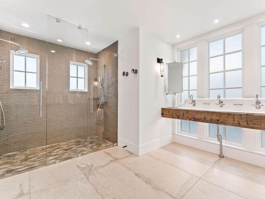 Property Image 110