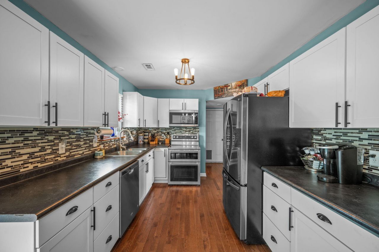 216 Persimmon Circle Photo 11