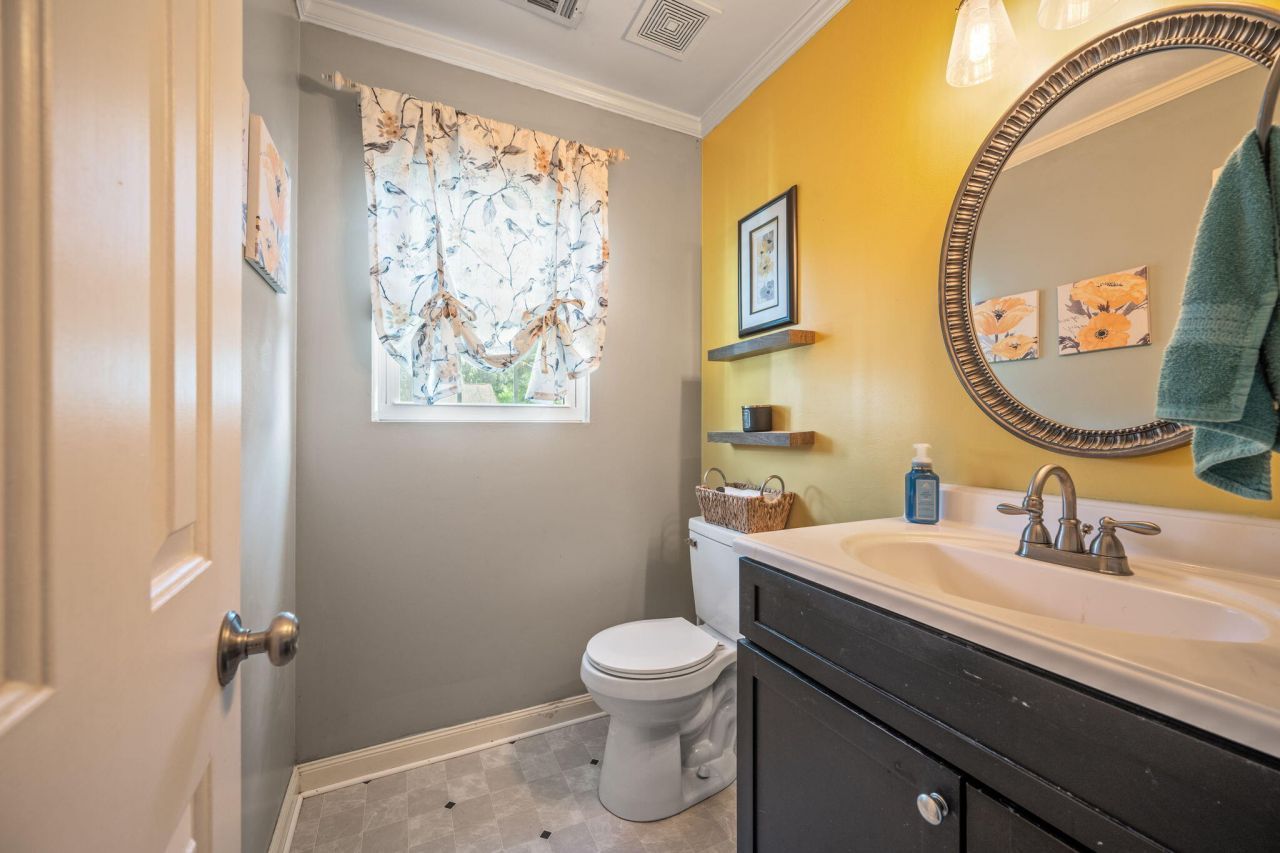 216 Persimmon Circle Photo 18