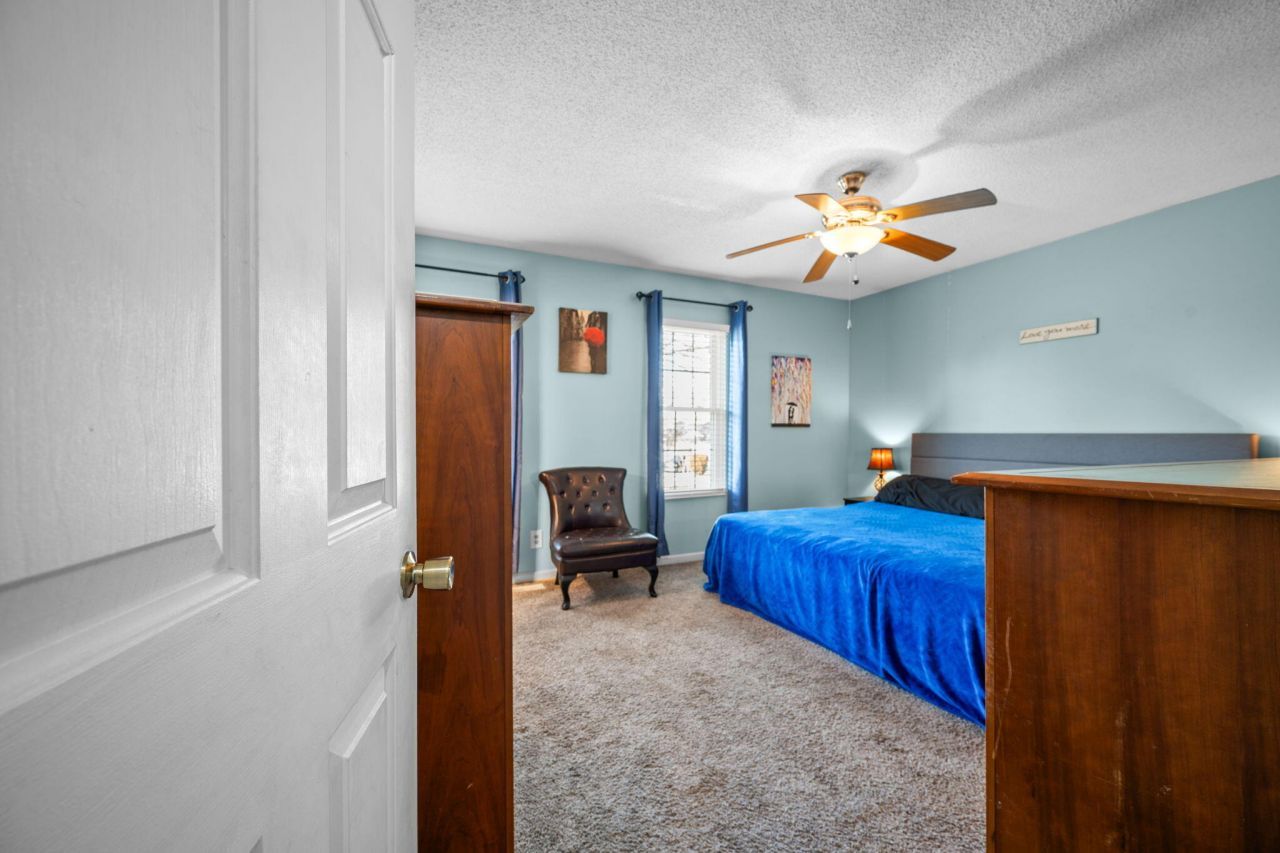 216 Persimmon Circle Photo 24