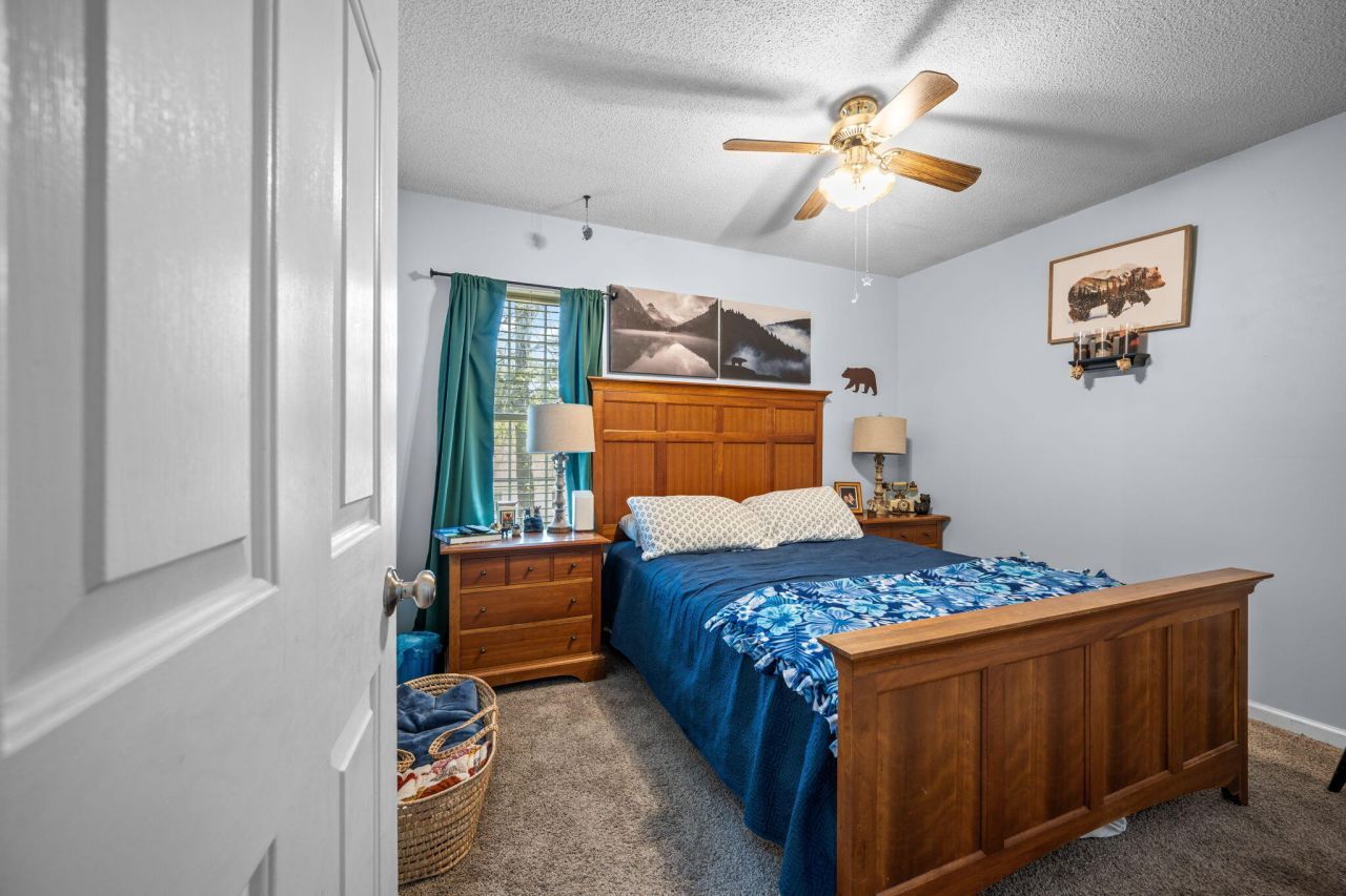 216 Persimmon Circle Photo 31