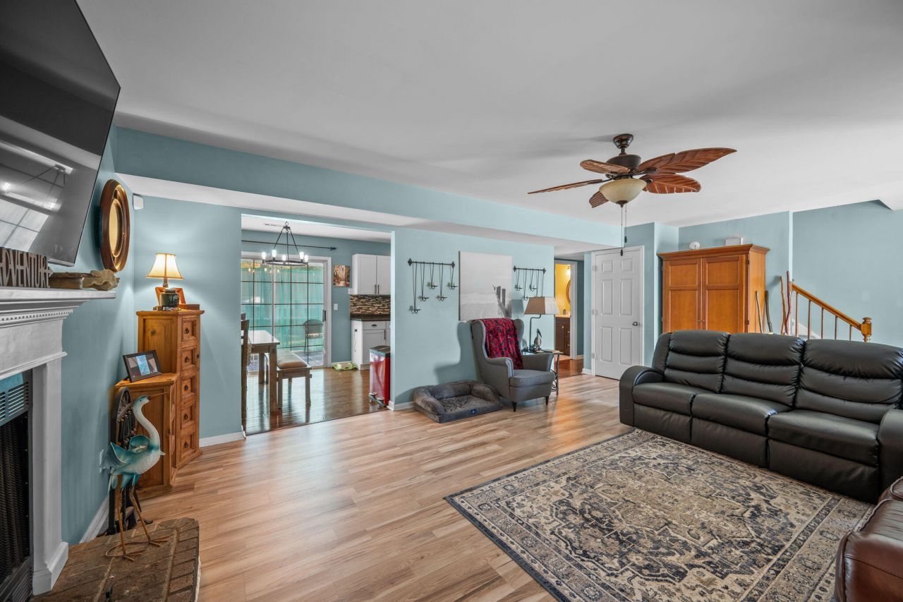 216 Persimmon Circle Photo 7