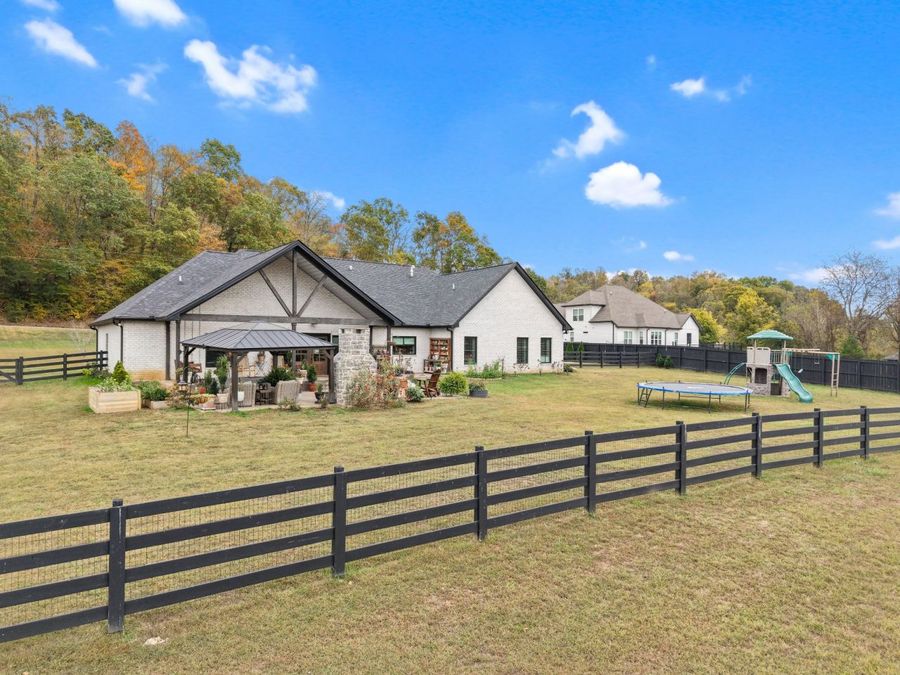 Property Image 61