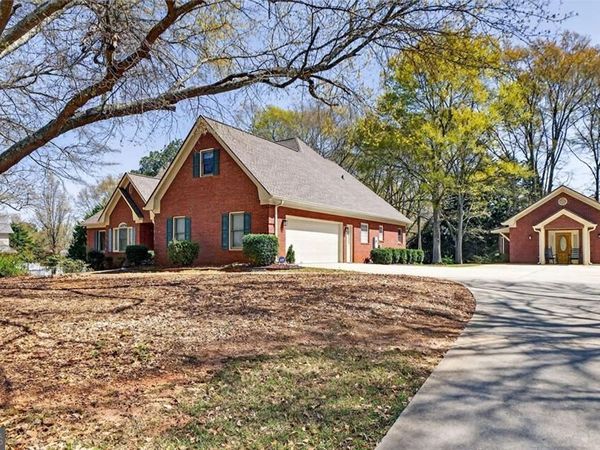 1106 Sequoia Trail, Mcdonough, GA 30252